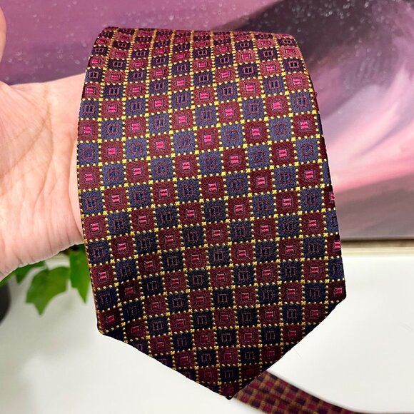 Etro Burgundy and Gold Geometric Patterned Silk Tie - Picture 7 of 10